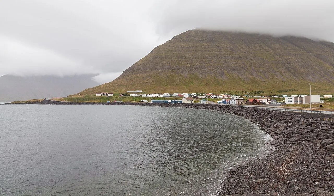 Ísafjörður, de hoofdplaats van de noordelijke Westfjorden van IJsland
